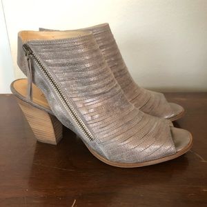 Paul Green sandal booties size 7.5 UK, 10 US
